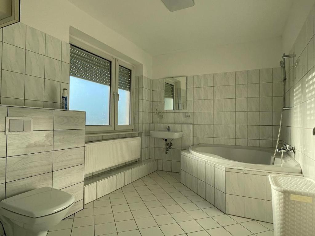 Gemutliche 3Zi Ferienwohnung Hiddenhausen Luaran gambar